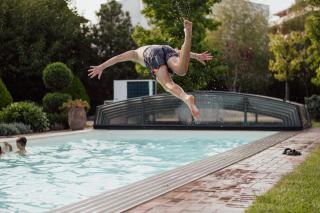 Couverture piscine thermique : bâche, volet et comparatif